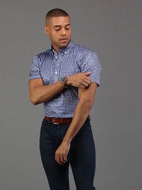 Men's Short-Sleeve Blue Gingham Button-Down Shirt